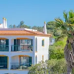 Oleander - Excellent Townhouse In Carvoe