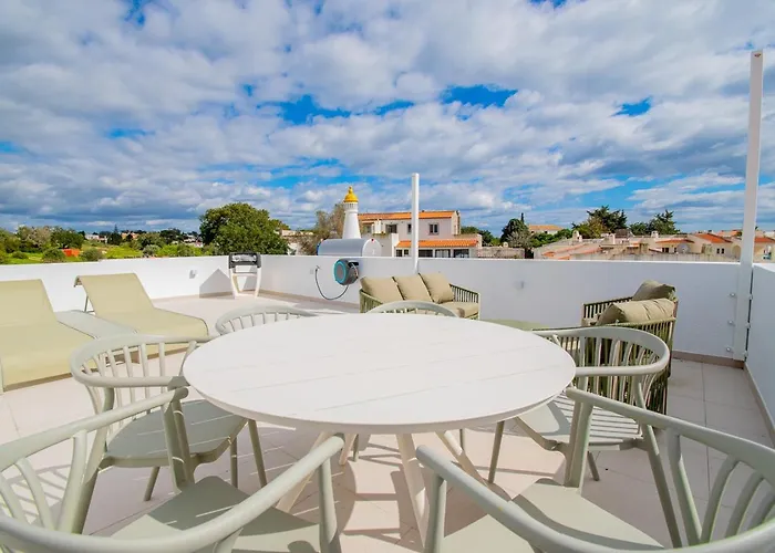 Oleander - Excellent Townhouse In Carvoe Prázdninový dům