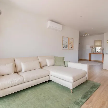 Oleander - Excellent Townhouse In Carvoe Casa vacanze