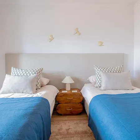 Oleander - Excellent Townhouse In Carvoe *