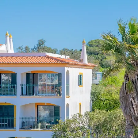 Oleander - Excellent Townhouse In Carvoe