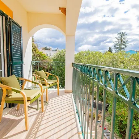Oleander - Excellent Townhouse In Carvoe *