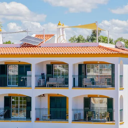 Oleander - Excellent Townhouse In Carvoe Casa vacanze *