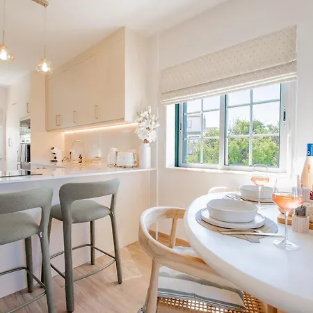 Oleander - Excellent Townhouse In Carvoe
