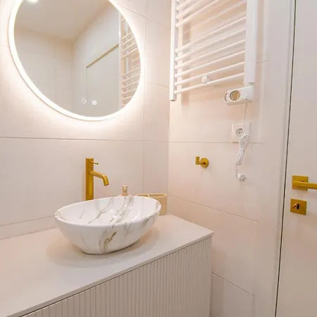 Lägenhet Casa Francesca, Renovated Townhouse Walking Distan Carvoeiro (Lagoa)