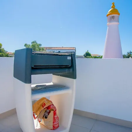 Casa Francesca, Renovated Townhouse Walking Distan