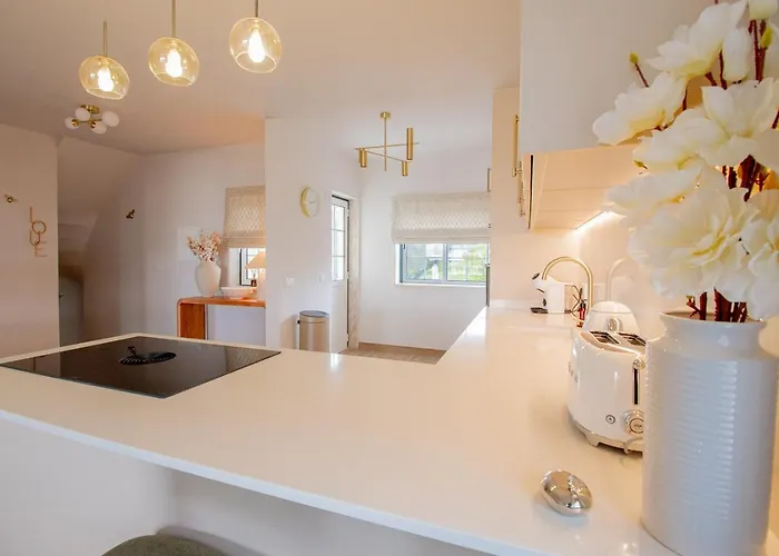 Oleander - Excellent Townhouse In Carvoe * 카르보에이루