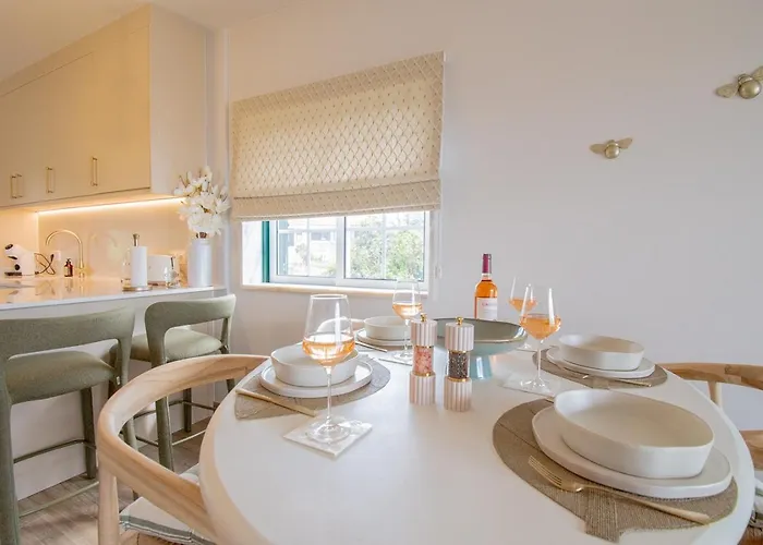 Oleander - Excellent Townhouse In Carvoe 펜션 *