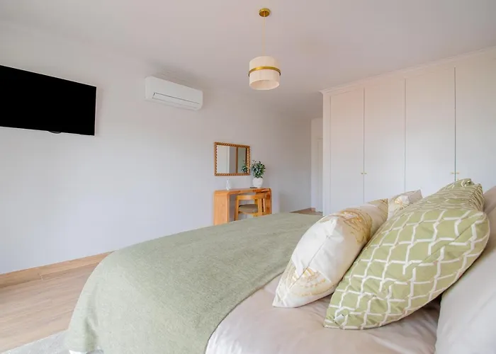 Oleander - Excellent Townhouse In Carvoe 카르보에이루