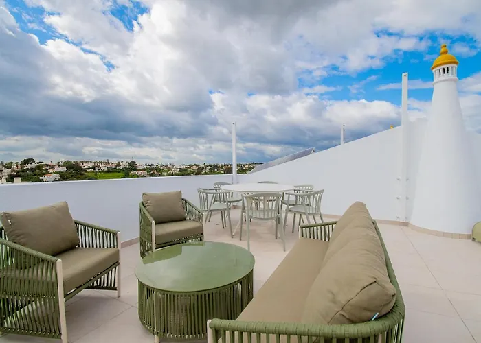 펜션 Oleander - Excellent Townhouse In Carvoe
